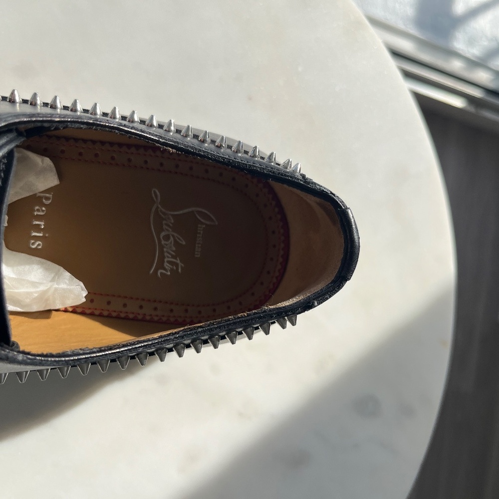 Shoes - Picture 5 of 6